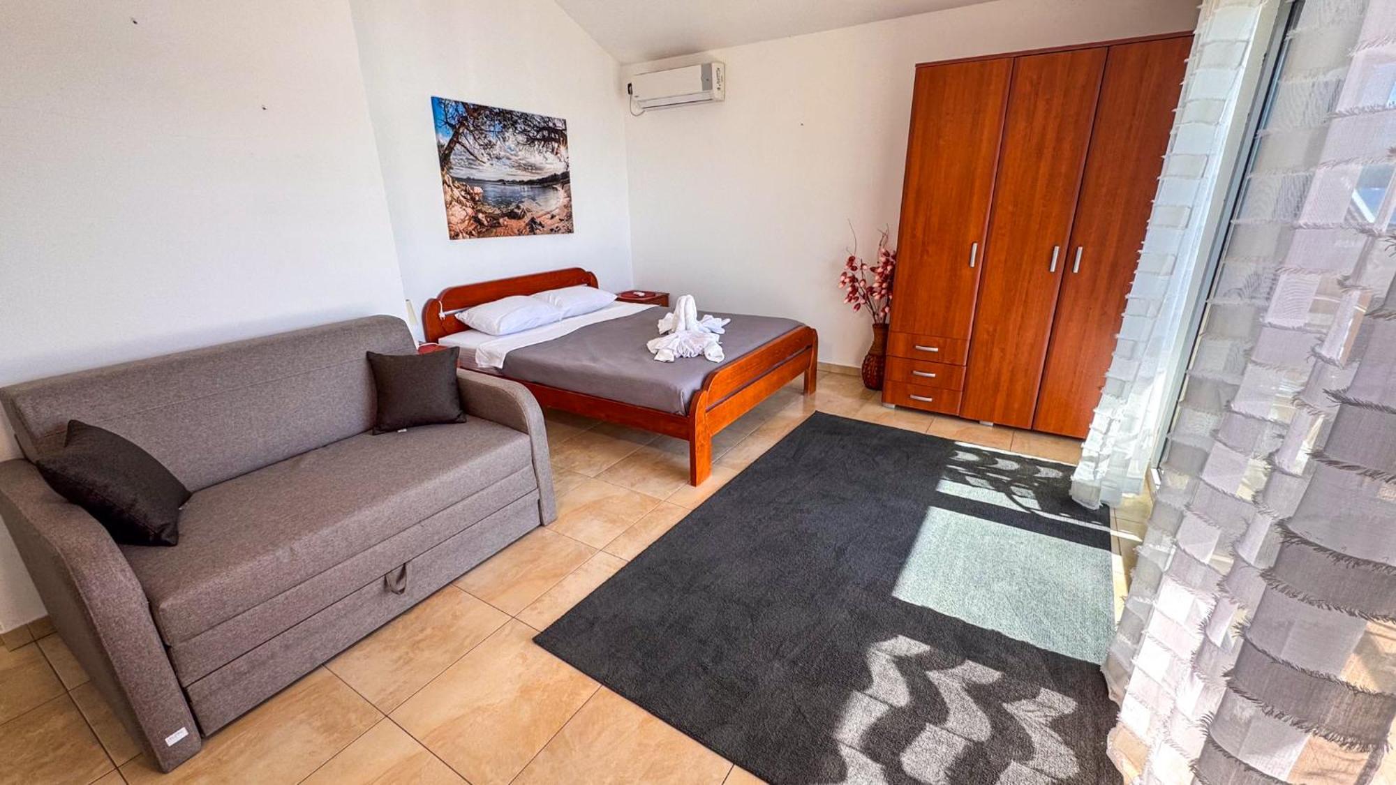 Qumi Apartments Tivat Exterior foto